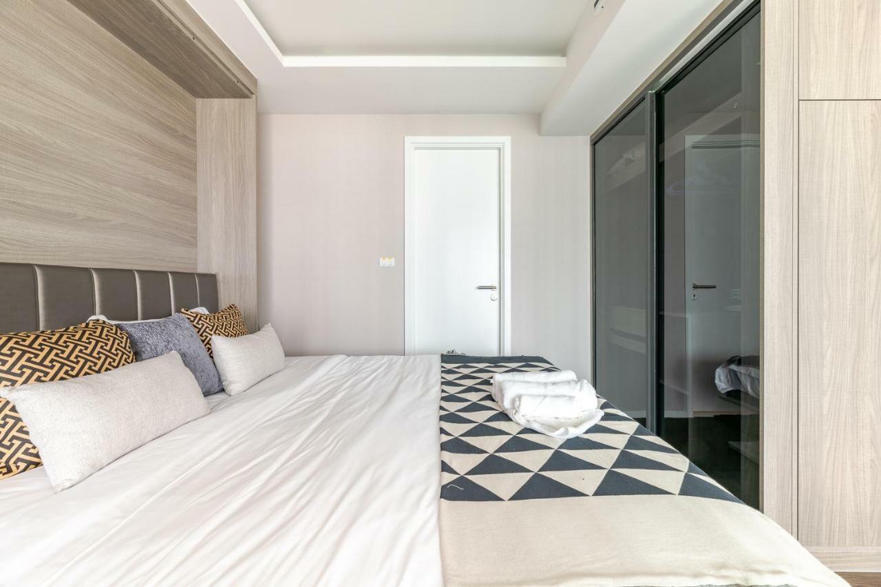 Sukhumvit Asok Modern Suite Бангкок Екстер'єр фото