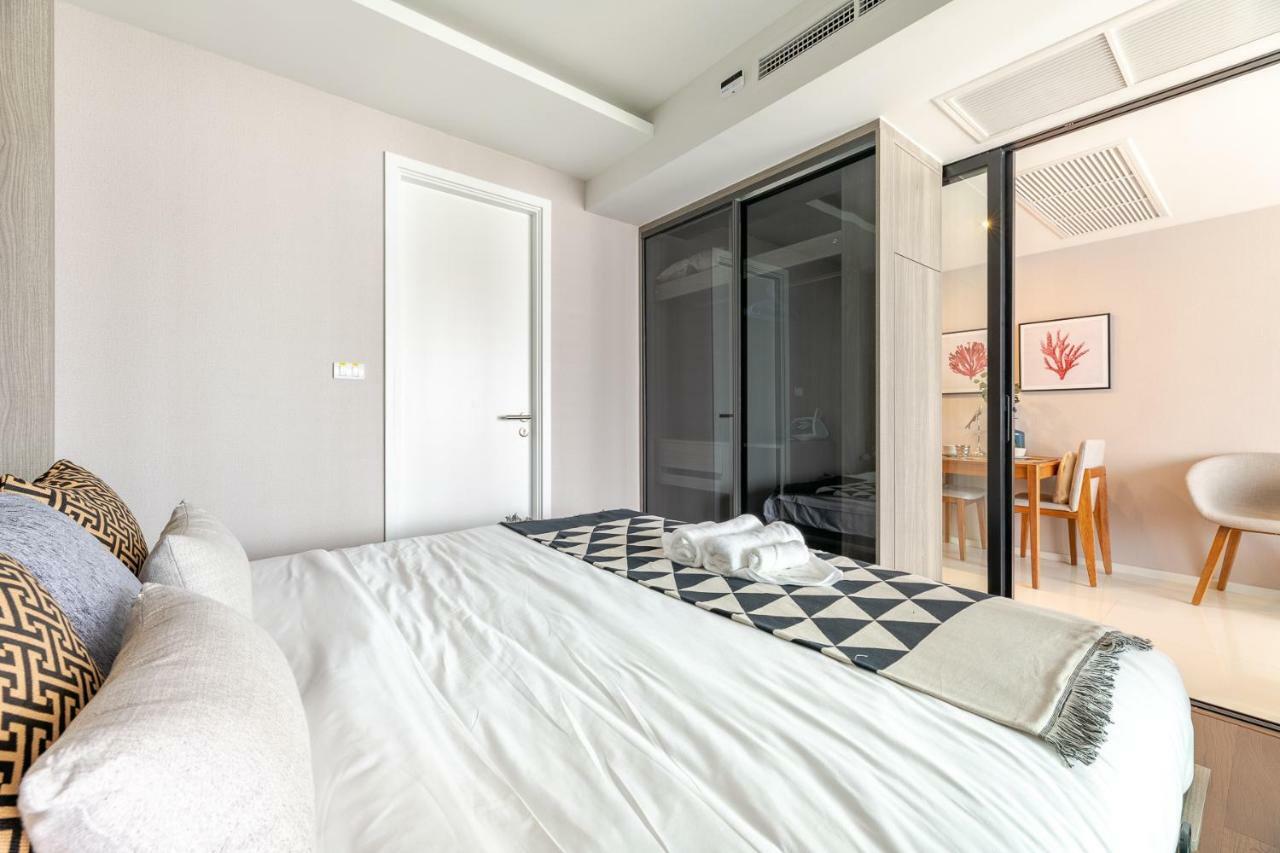 Sukhumvit Asok Modern Suite Бангкок Екстер'єр фото
