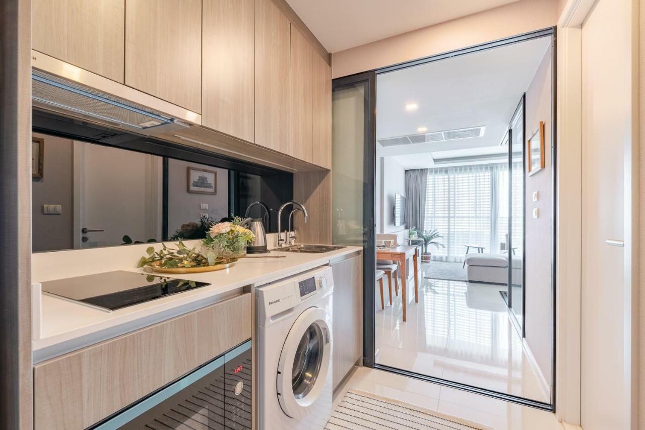 Sukhumvit Asok Modern Suite Бангкок Екстер'єр фото