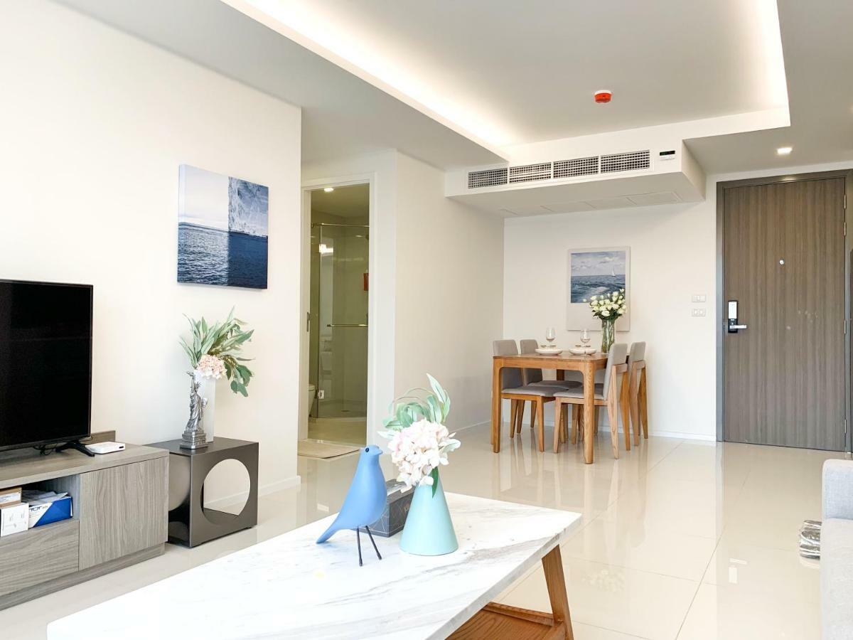 Sukhumvit Asok Modern Suite Бангкок Екстер'єр фото