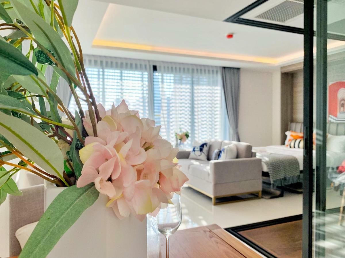Sukhumvit Asok Modern Suite Бангкок Екстер'єр фото